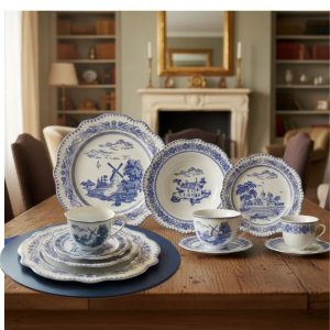 Aparelho de Jantar e Chá 48pç Porcelana Delfit  da L'Hermitage